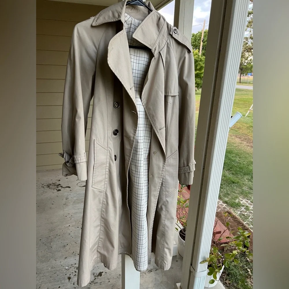 London Fog Trench Coat - Picture 2 of 13